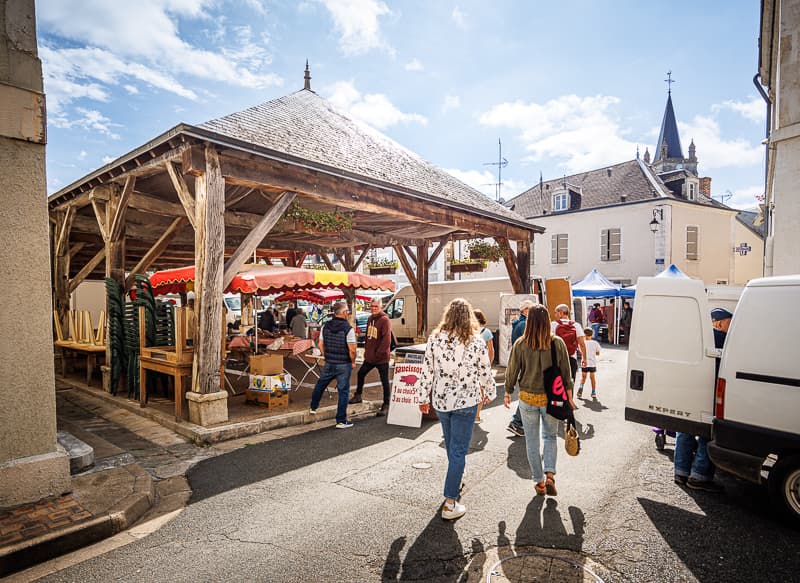 Marché Hebdomadaire Lignières — Lignières