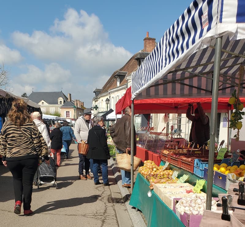 Marché de Lorris - Jeudi — Lorris