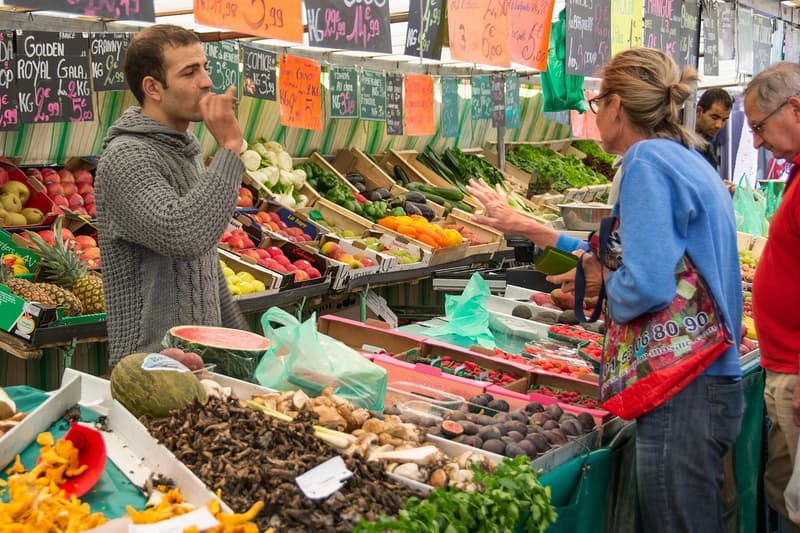 Marché hebdomadaire de Châtillon-en-Bazois — Châtillon-en-Bazois (58110)
