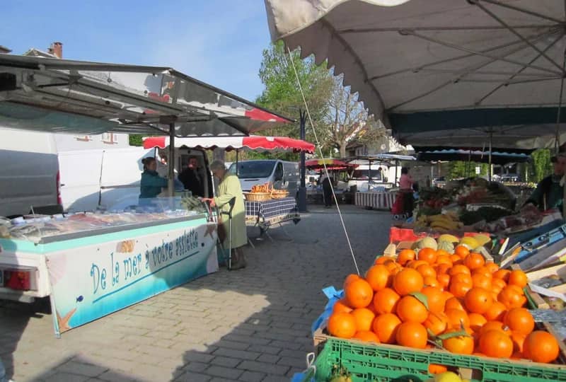 Marché hebdomadaire